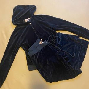 Black Juicy Couture Velour Sweatsuit Set XL